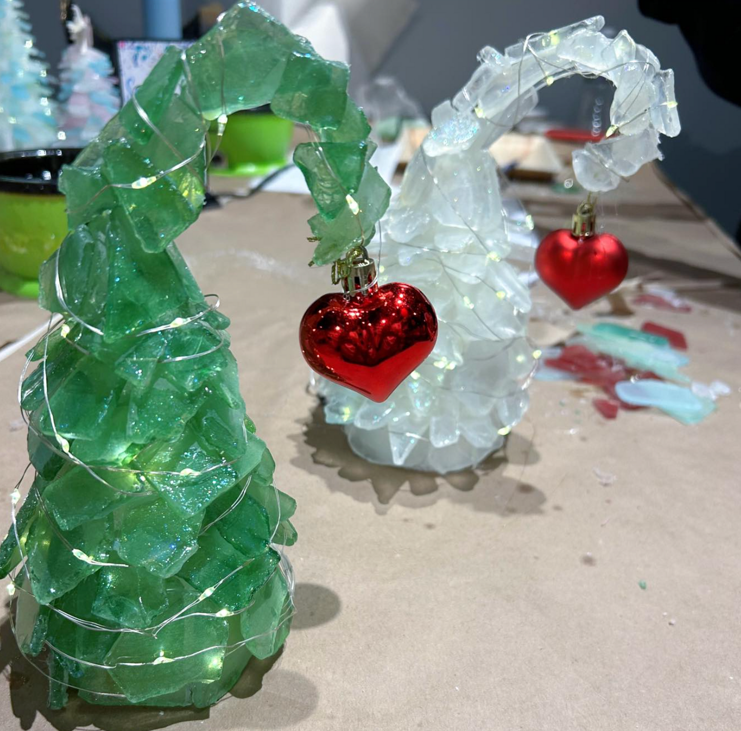 Grinch Sea Glass Tree Mail Home Kit